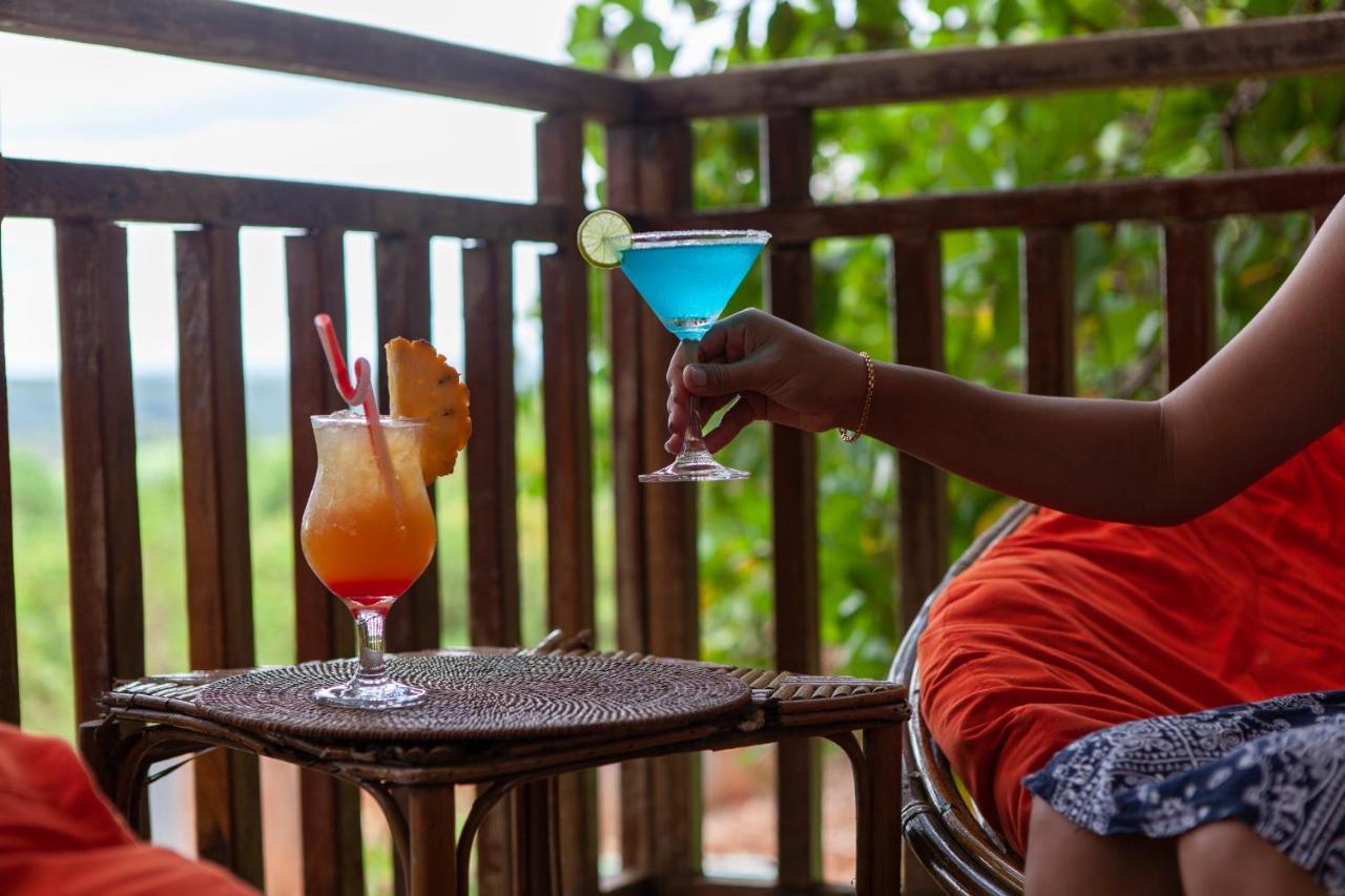 Ratanakiri Paradise Hotel & Restaurant バンラング エクステリア 写真