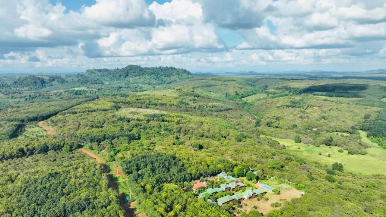 Ratanakiri Paradise Hotel & Restaurant バンラング エクステリア 写真