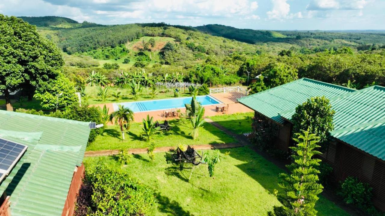 Ratanakiri Paradise Hotel & Restaurant バンラング エクステリア 写真