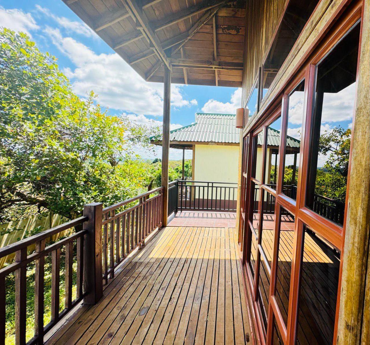 Ratanakiri Paradise Hotel & Restaurant バンラング 部屋 写真