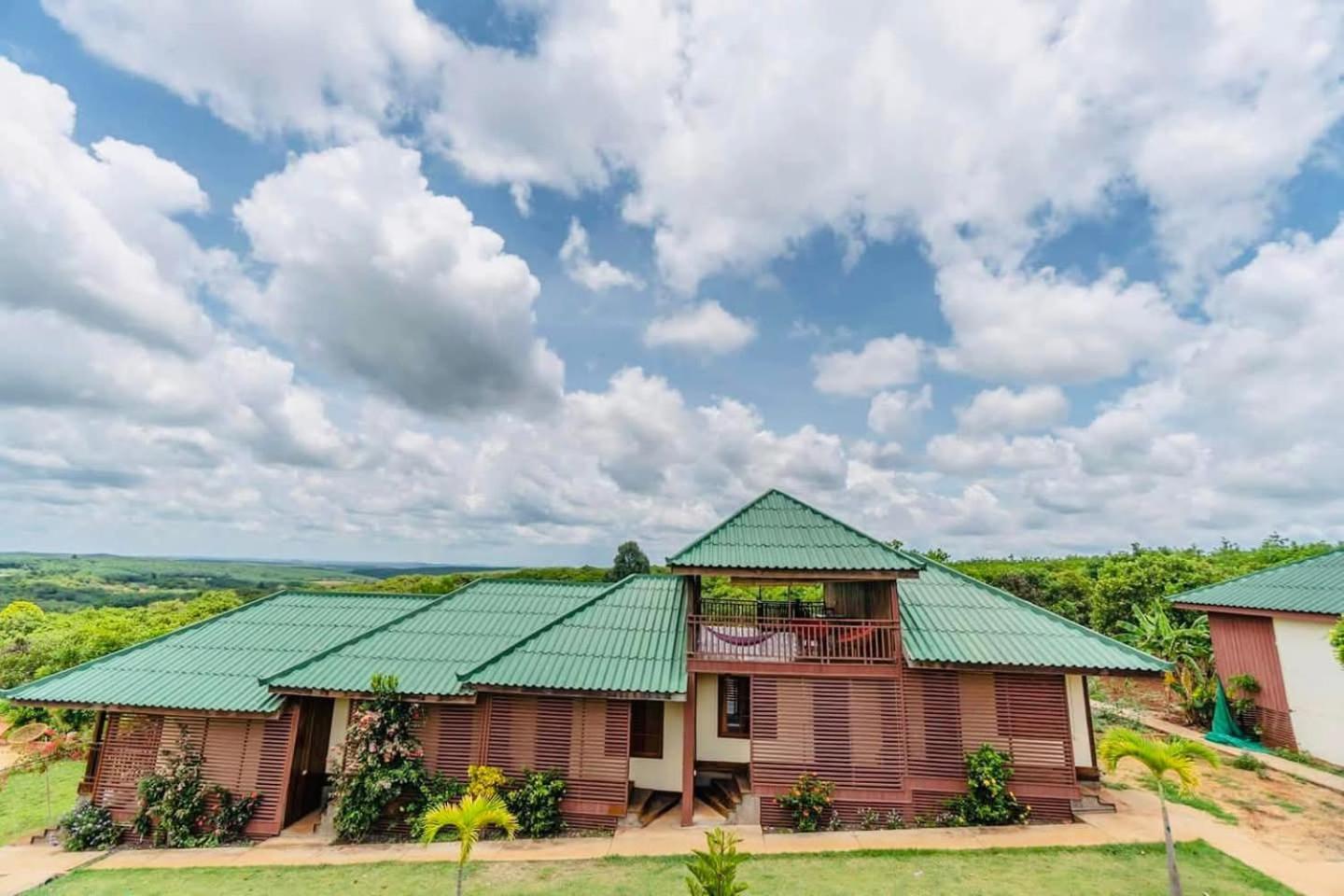 Ratanakiri Paradise Hotel & Restaurant バンラング エクステリア 写真