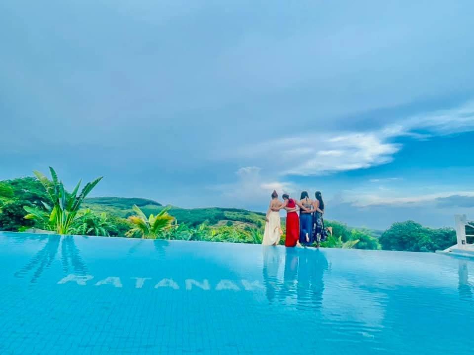 Ratanakiri Paradise Hotel & Restaurant バンラング エクステリア 写真