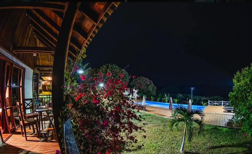 Ratanakiri Paradise Hotel & Restaurant バンラング 部屋 写真